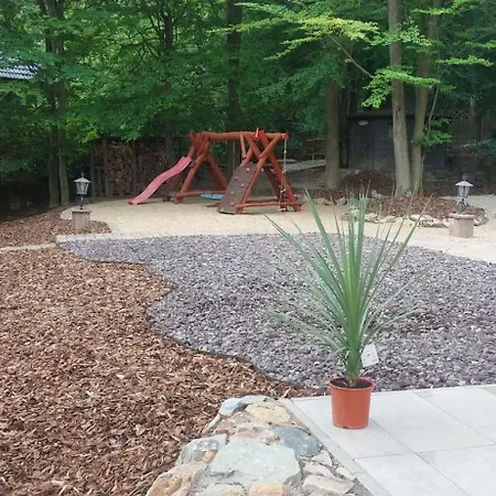 Ferien-schindeldorf * Stromberg (Hunsrueck)