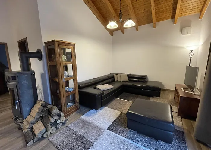 בית נופש Ferien-schindeldorf *