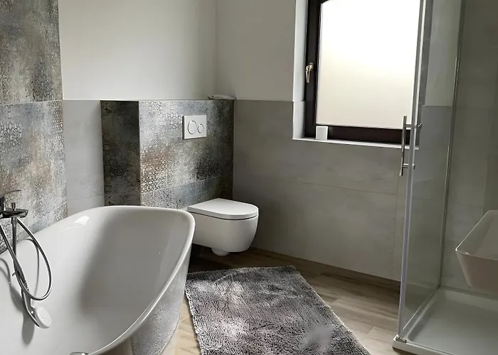 Ferien-schindeldorf בית נופש *