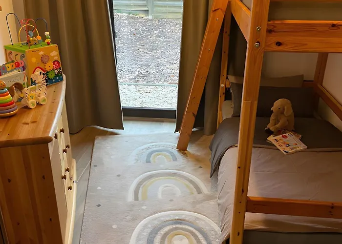 בית נופש Ferien-schindeldorf *